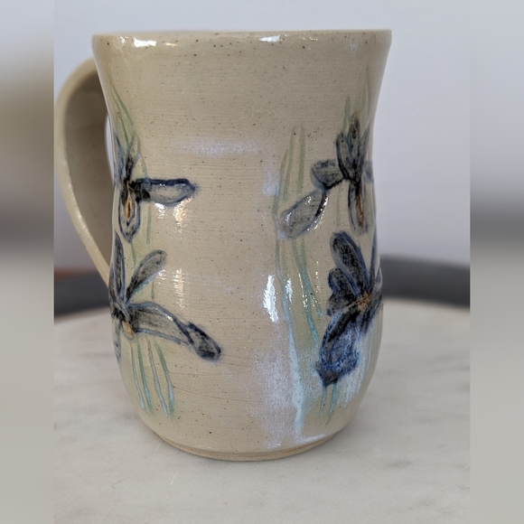 Vintage Studio Art Pottery Glazed Hand Painted Blue Irises Floral Mug - Picture 3 of 9